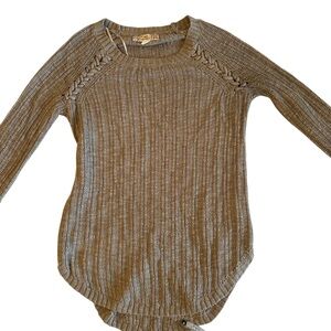 Pink Republic Gray Crew Neck Ribbed Sweater